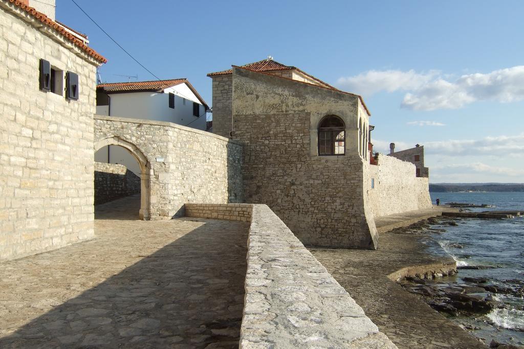 Guest House Gloria Novigrad Istria Esterno foto