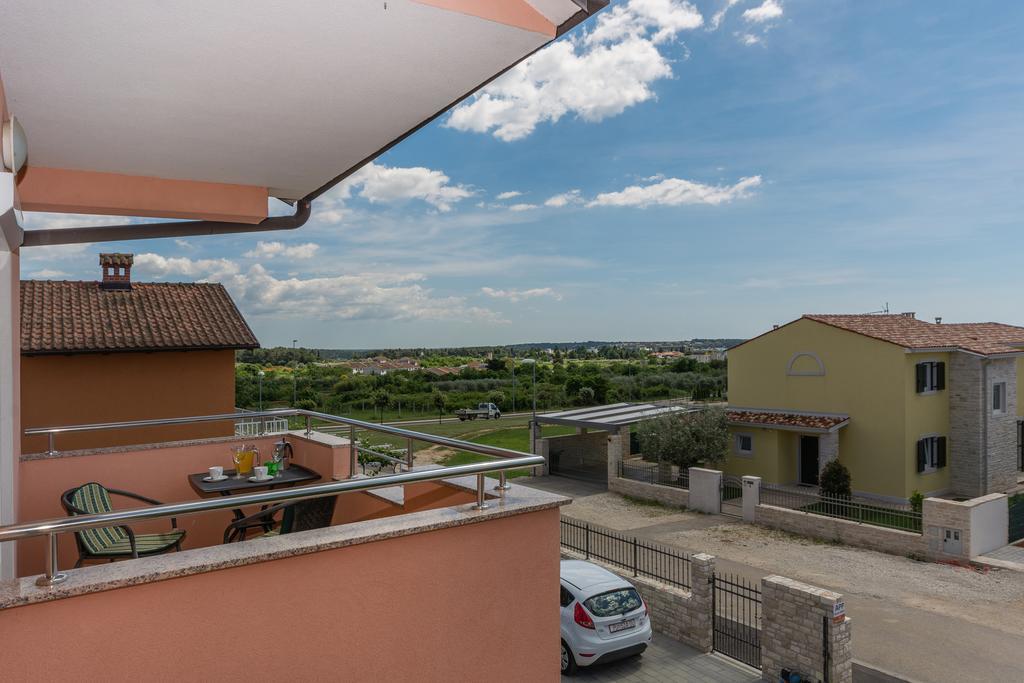 Guest House Gloria Novigrad Istria Esterno foto